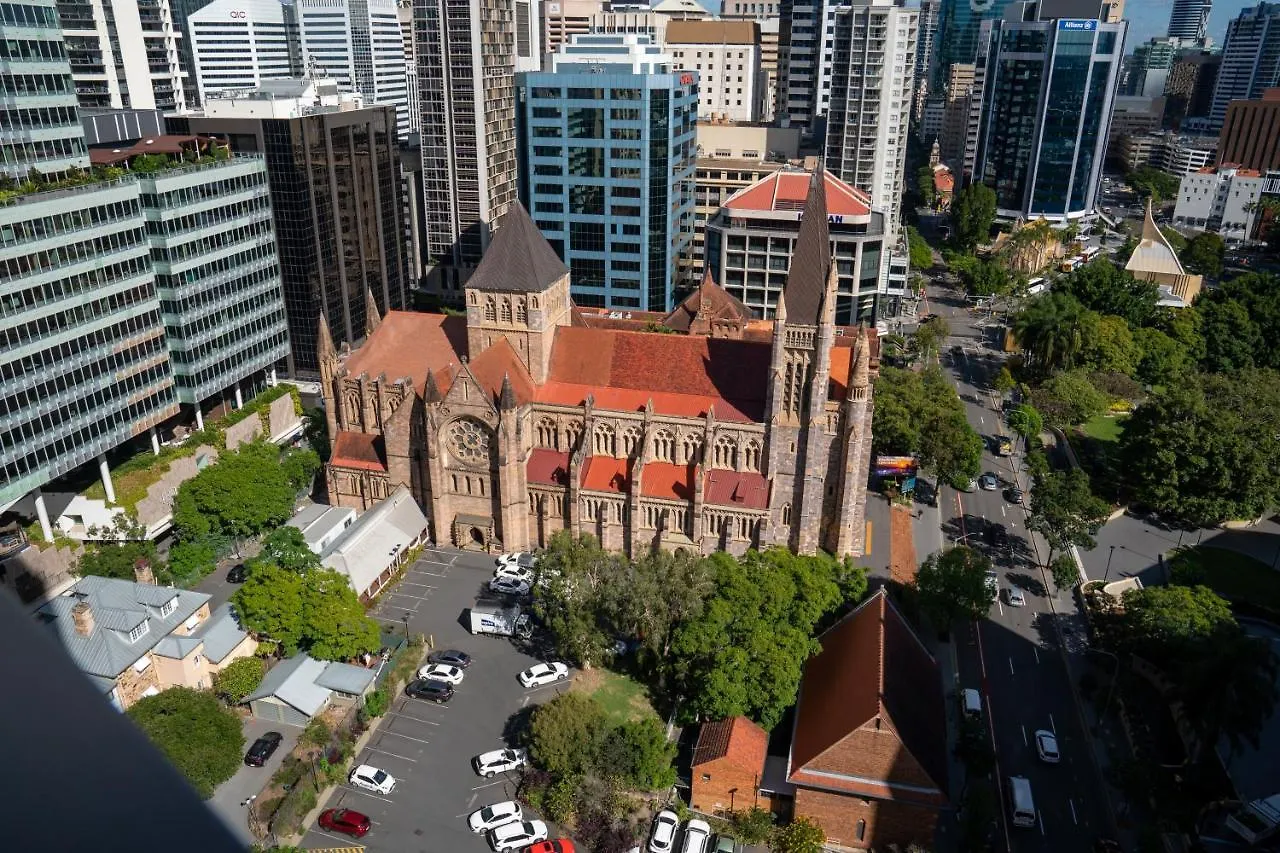 Apartment Lvl 23 Spire Infinity Pool Netflix Wifi Carpark By Stylish Stays Brisbane